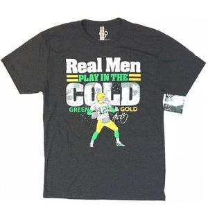 Green Bay Packers Real Men Play In The Cold Tshirt